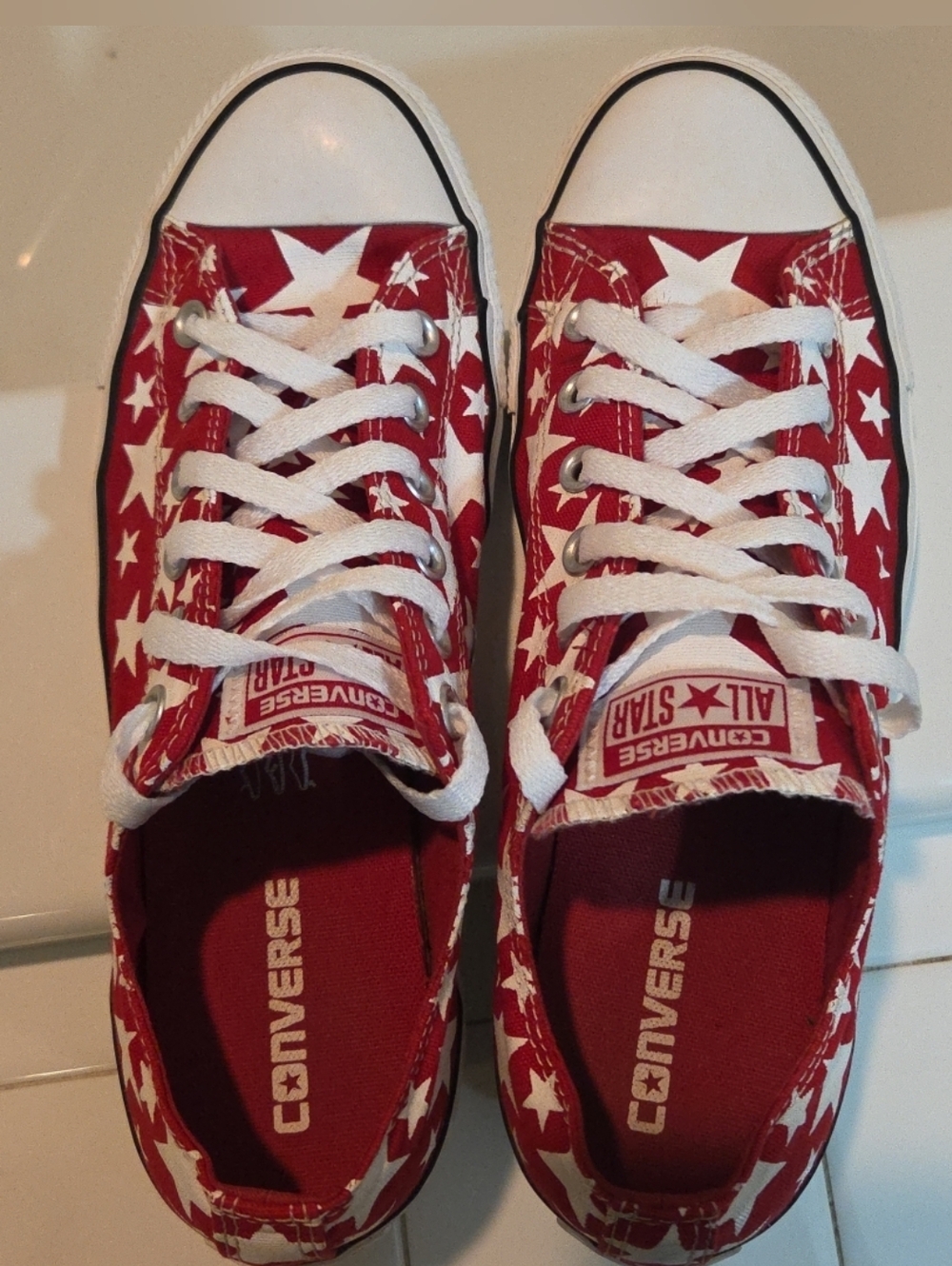 Converse All Star Red White Stars Low Top Sneakers Men's Sz 8 Women's 10 Chuck T - Picture 2 of 13